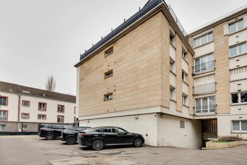 Appartement - 85 m² - 3 pièces