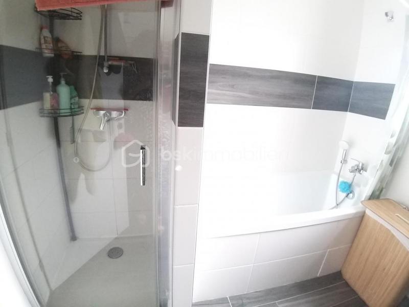 Maison - 101 m² - 4 pièces