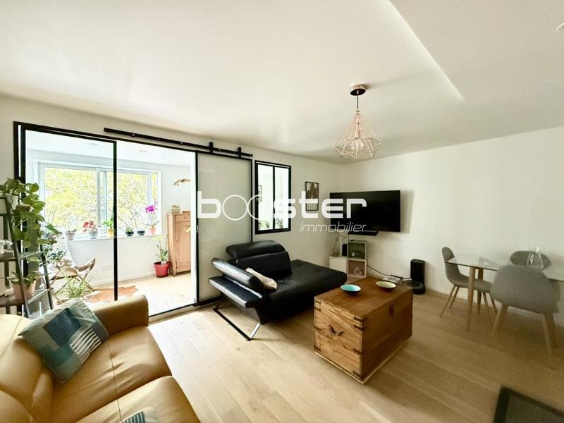 Appartement ancien - 63 m² - 3 pièces