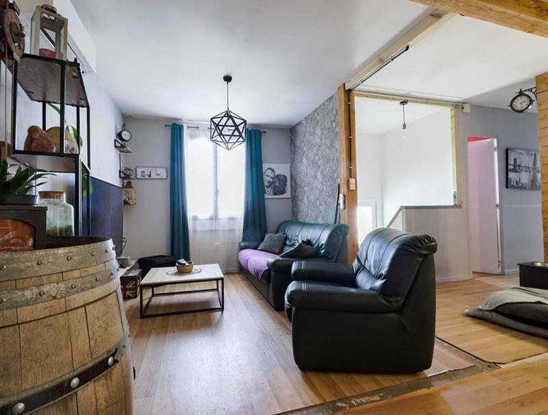 Maison - 92 m² - 4 pièces