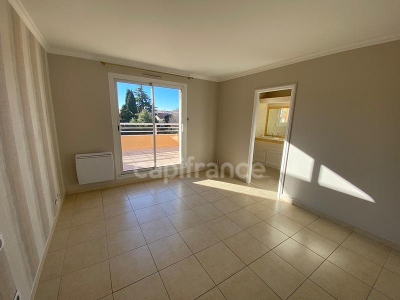 Appartement - 98 m² - 4 pièces