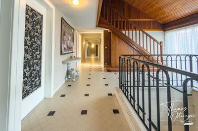 Maison - 600 m² - 15 pièces