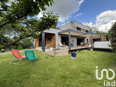 Maison - 150 m² - 5 pièces