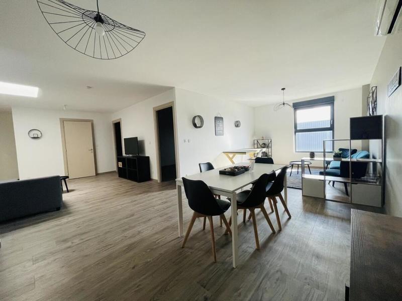 Immeuble - 308 m² - 11 pièces