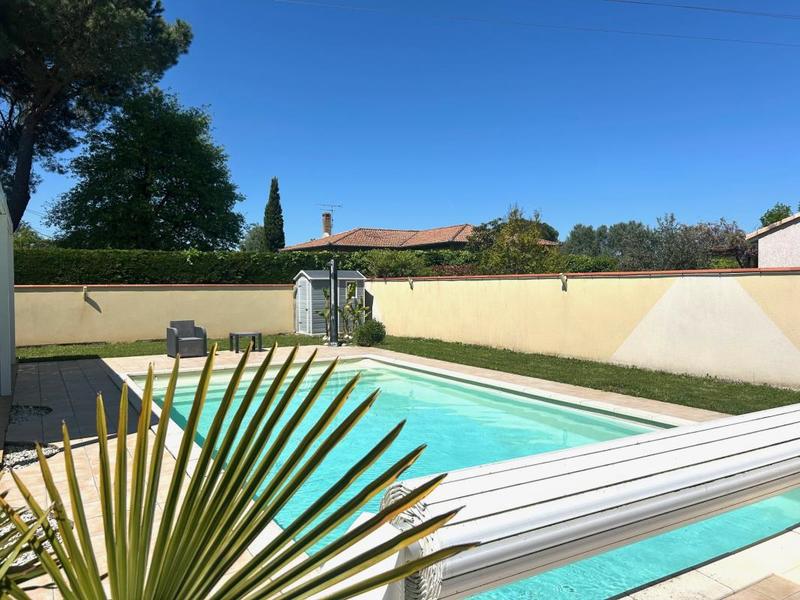 Propriété - 149 m² - 6 pièces