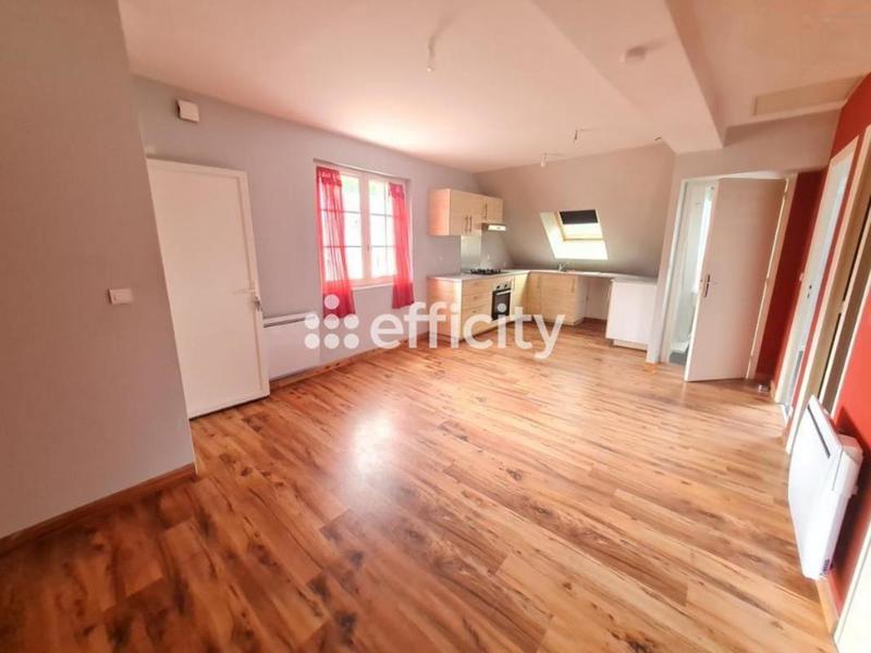 Maison - 165 m² - 3 pièces