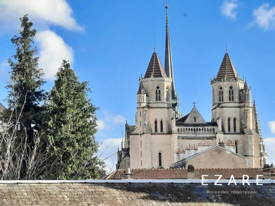 Appartement - 149 m² - 6 pièces