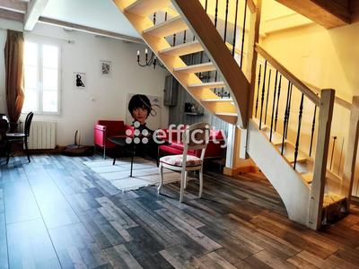 Maison - 187 m² - 8 pièces