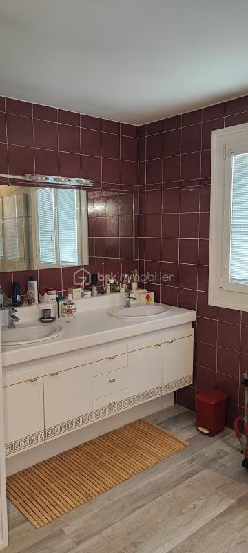 Maison - 188 m² - 5 pièces