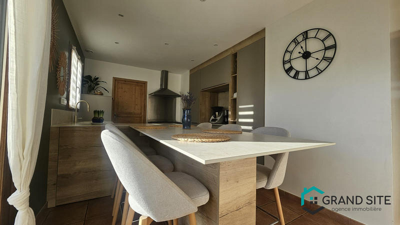 Maison - 141 m² - 6 pièces