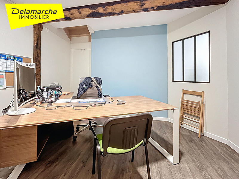 Local commercial - 289 m² - 10 pièces