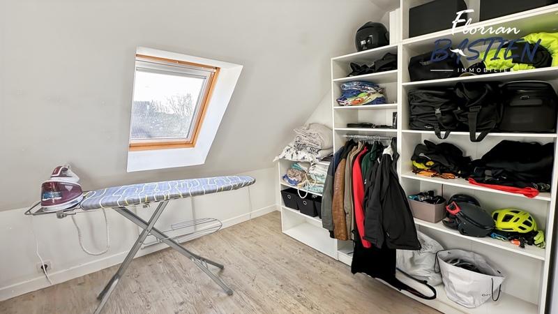 Maison - 165 m² - 9 pièces