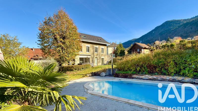 Maison - 168 m² - 6 pièces