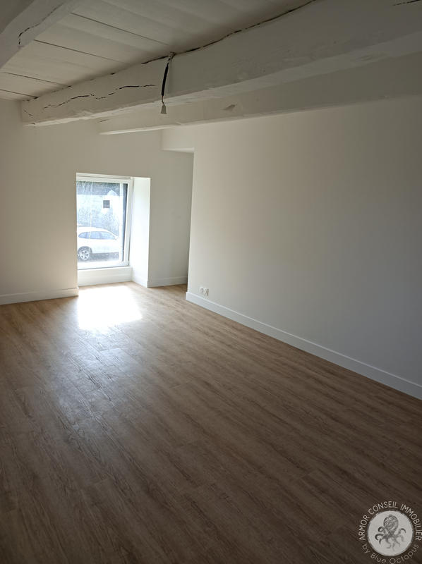 Maison - 85 m² - 3 pièces