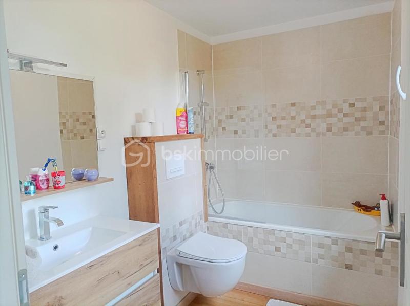 Maison - 123 m² - 6 pièces