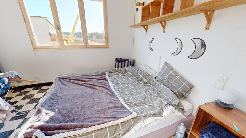 Maison - 214 m² - 8 pièces