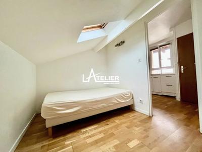 Studio - 12 m² - 1 pièce