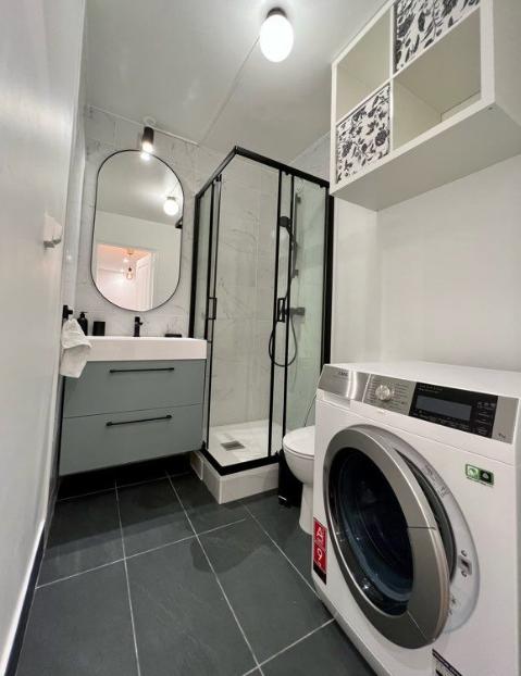 Studio - 9 m² - 1 pièce