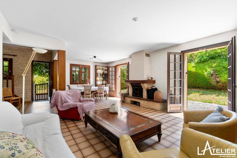 Maison - 145 m² - 7 pièces