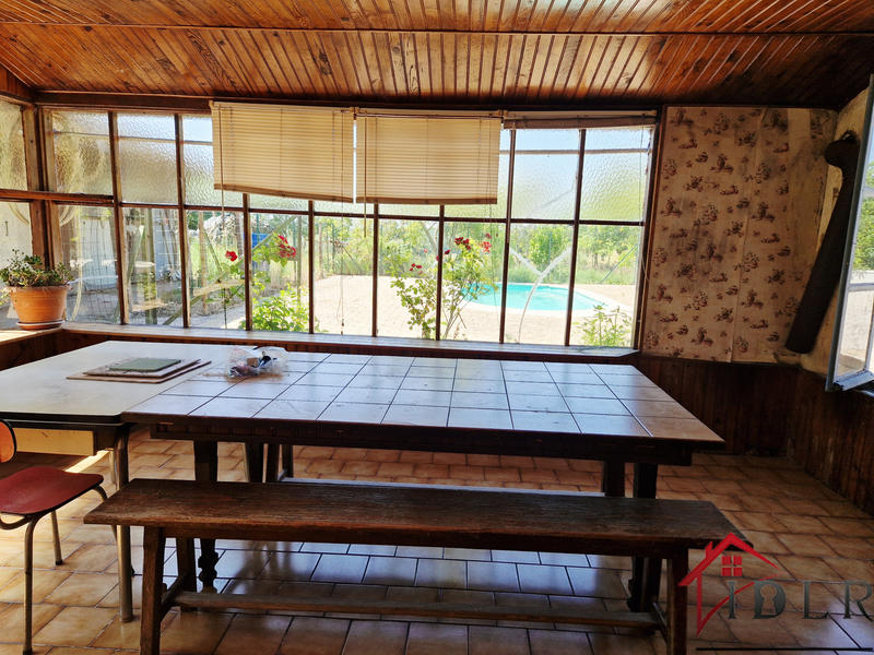 Maison - 220 m² - 7 pièces