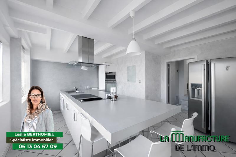 Duplex - 121 m² - 5 pièces