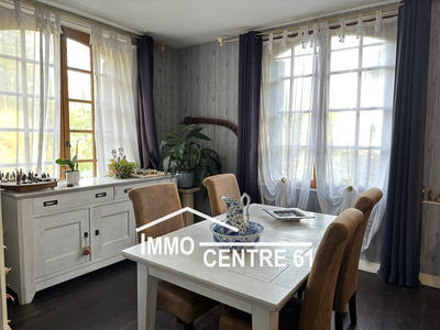 Maison - 130 m² - 6 pièces