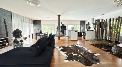 Maison d'architecte - 266 m² - 7 pièces