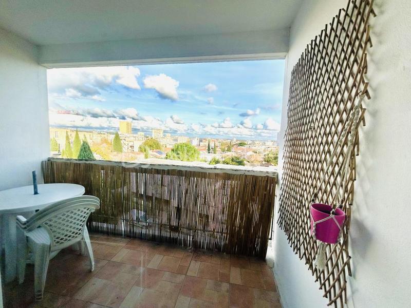 Appartement - 79 m² - 4 pièces