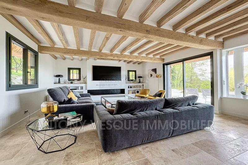 Maison - 180 m² - 7 pièces