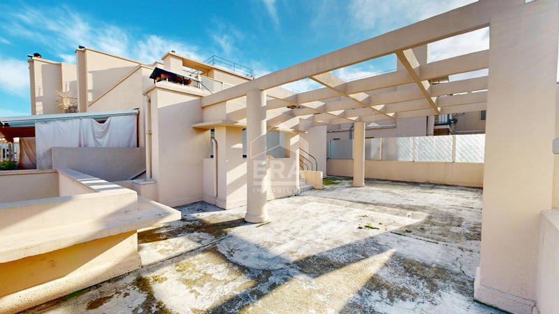 Appartement - 156 m² - 6 pièces