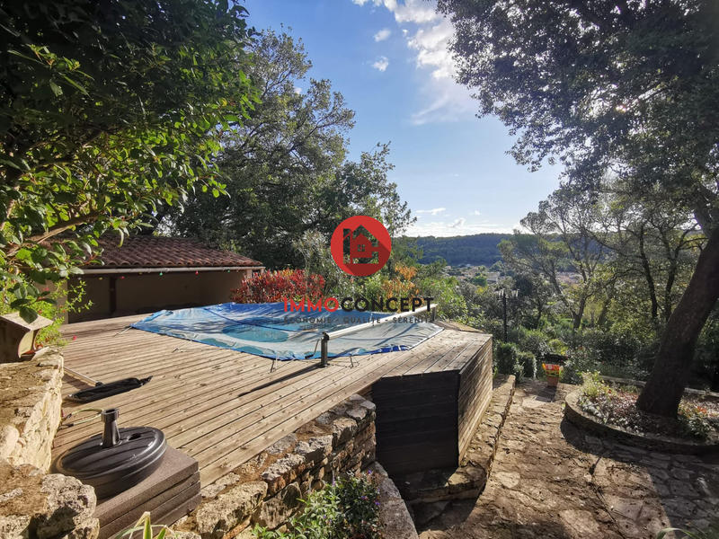 Maison - 139 m² - 6 pièces