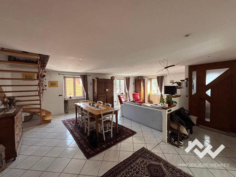 Appartement - 134 m² - 5 pièces