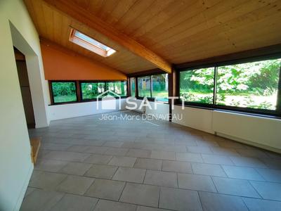 Maison - 157 m² - 6 pièces