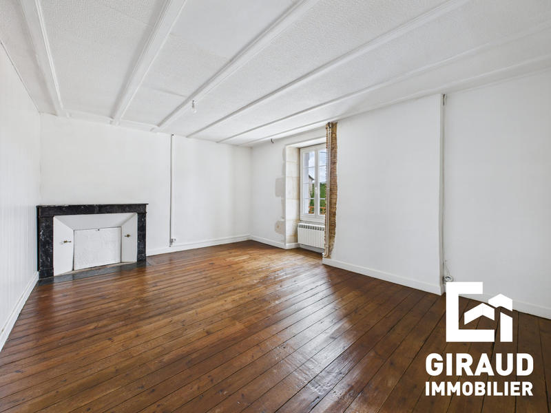 Maison ancienne - 312 m² - 8 pièces