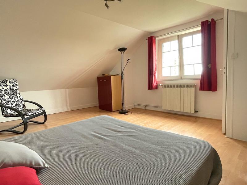 Maison ancienne - 237 m² - 10 pièces