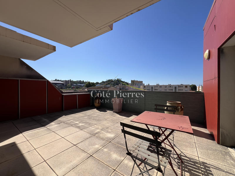 Appartement - 122 m² - 4 pièces