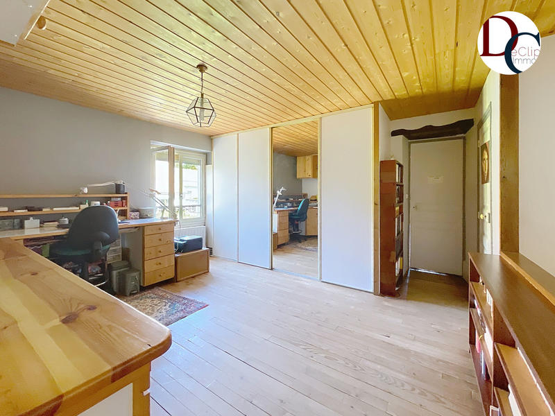 Maison - 183 m² - 7 pièces