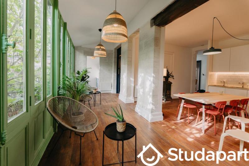 Chambre - 11 m² - 1 pièce