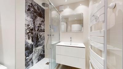 Appartement - 90 m² - 4 pièces