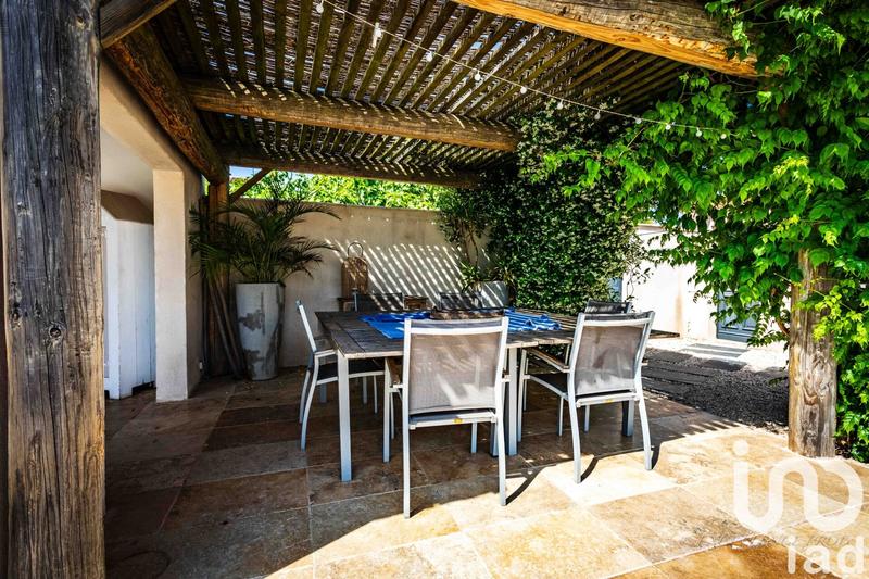 Maison - 180 m² - 6 pièces