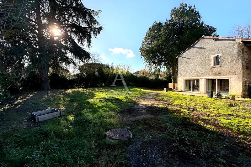 Maison - 97 m² - 3 pièces