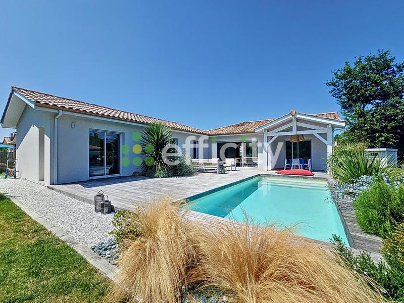 Maison - 110 m² - 4 pièces