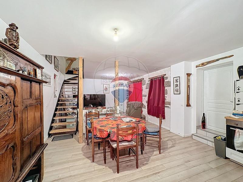 Maison - 98 m² - 4 pièces