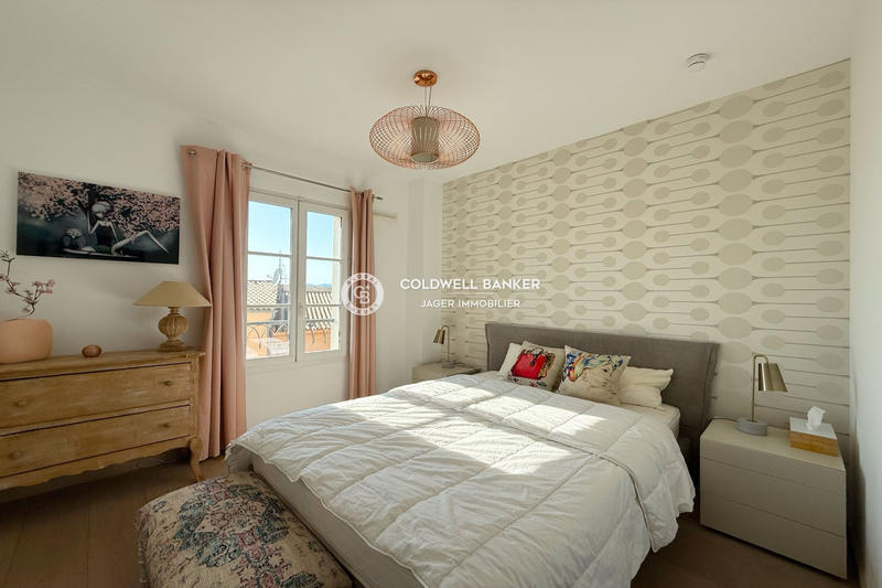 Appartement - 93 m² - 4 pièces