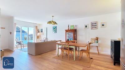 Appartement - 79 m² - 3 pièces