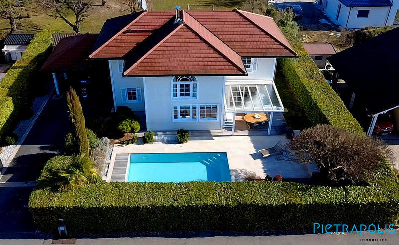 Maison - 170 m² - 6 pièces