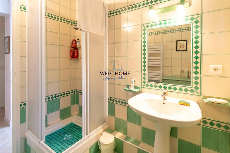 Bastide - 181 m² - 9 pièces