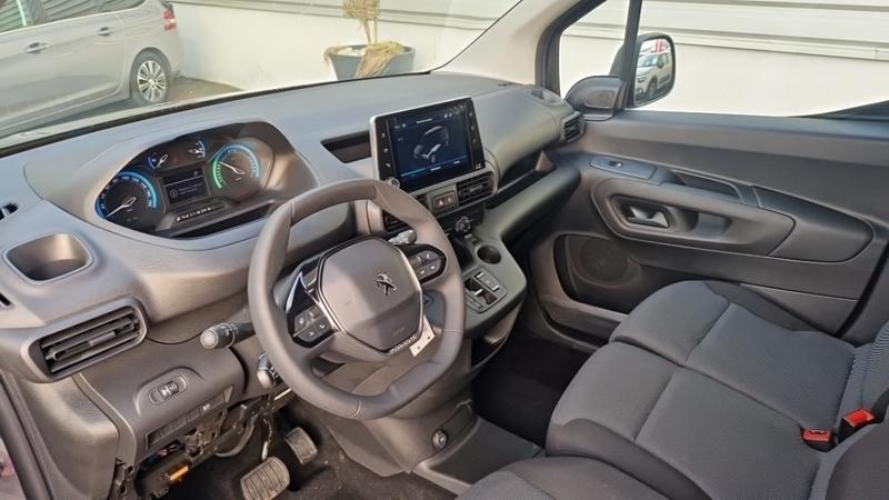Peugeot Partner Electrique m 800 kg 136 ch batterie 50 kwh