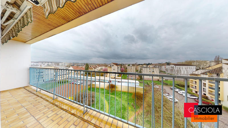 Appartement - 75 m² - 4 pièces