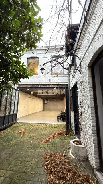 Loft - 200 m² - 3 pièces